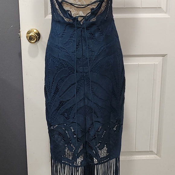 NEW BEAUTIFUL LACE WOMENS DRESS - Picture 2 of 7